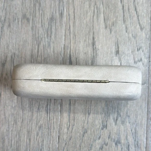 Chloé Beige Glasses Case 6.25x3x1.5 - Picture 4 of 5